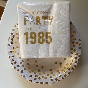 1985 Birthday Party Plates and Napkins Set